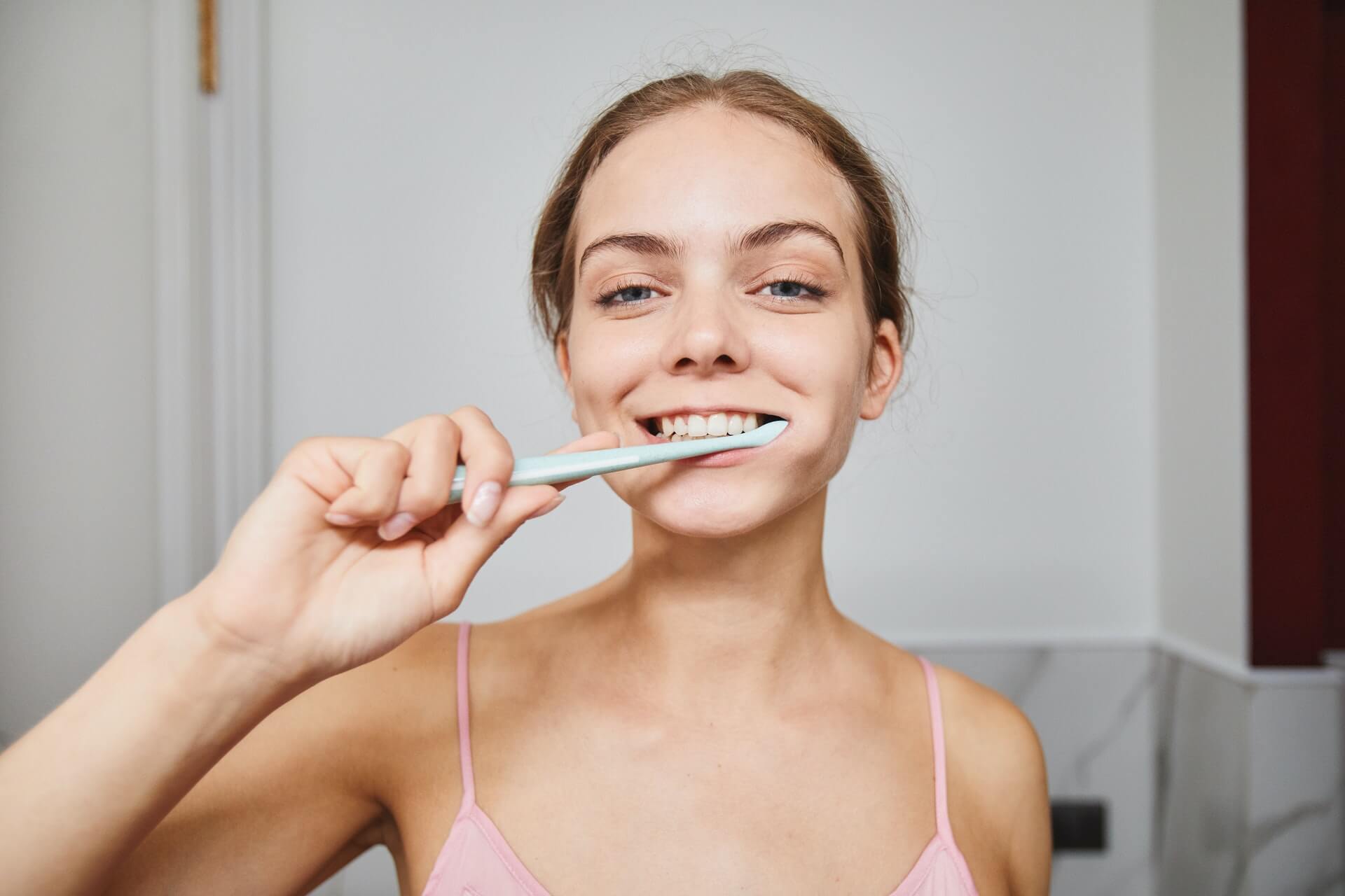 Chcete si zuby čistiť lepšie? Tu je návod